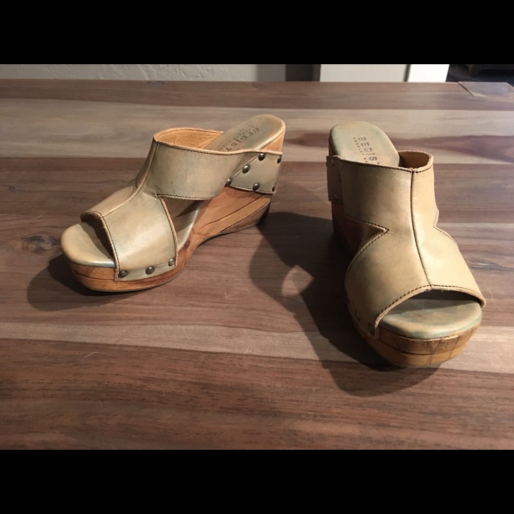 Bed Stu open toe wedgies